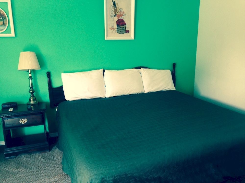 Travelers Motel